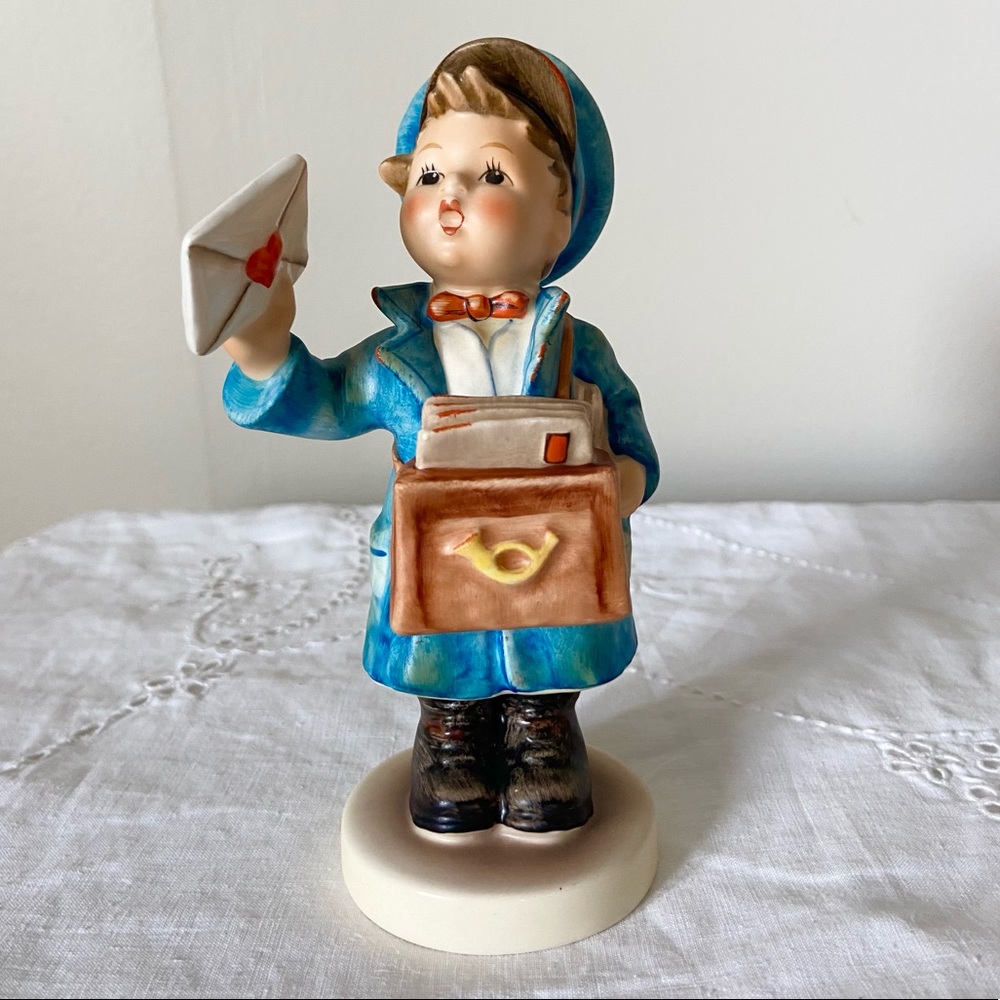 Goebel Hummel #119 Postman TMK-6 PERFECT CONDITION